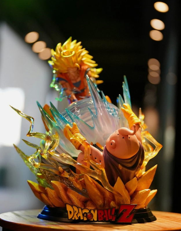 【pre order】Dragon Ball Super Saiyan 3 Goku Vs Buu Resin Statue